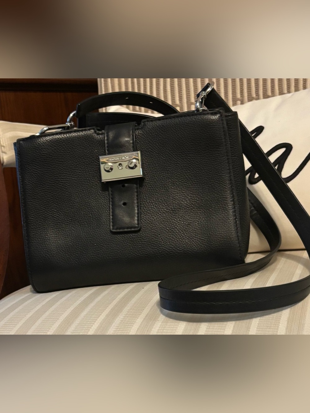 2 in 1 Michael Kors Black Leather Double-Pouch Crossbody Bag